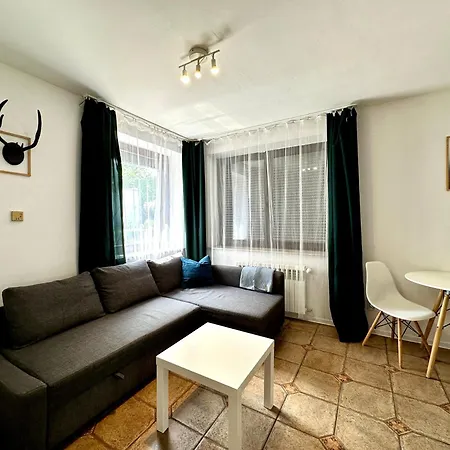 Zubrova Apartment Danzig