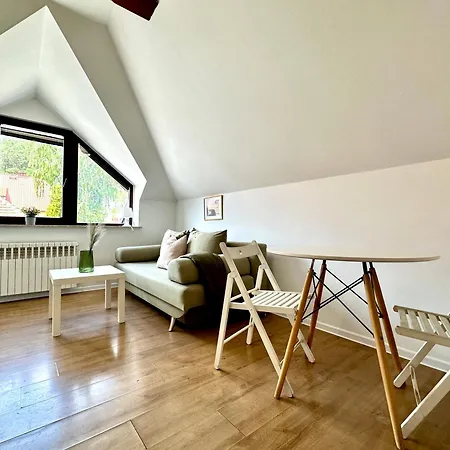 Zubrova Apartment *